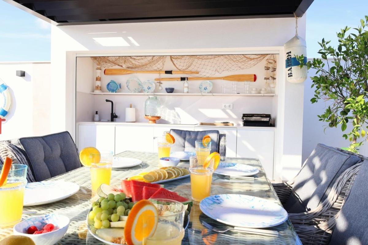 Villa Murcia - Private Heated Pool & Jacuzzi 산티아고 드 라 리베라 외부 사진