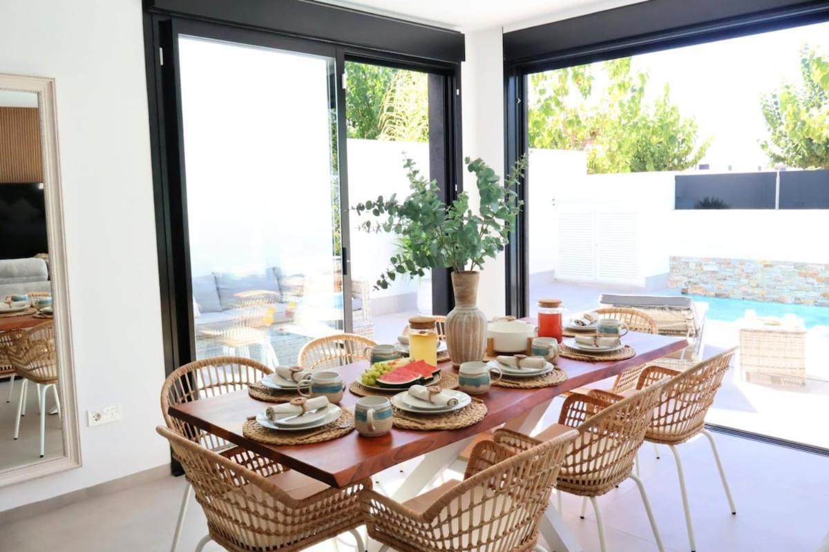 Villa Murcia - Private Heated Pool & Jacuzzi 산티아고 드 라 리베라 외부 사진